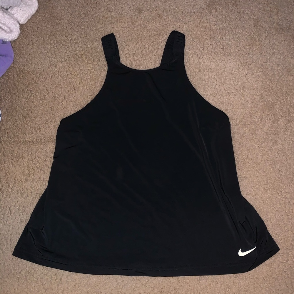 Black nike tank top good shape